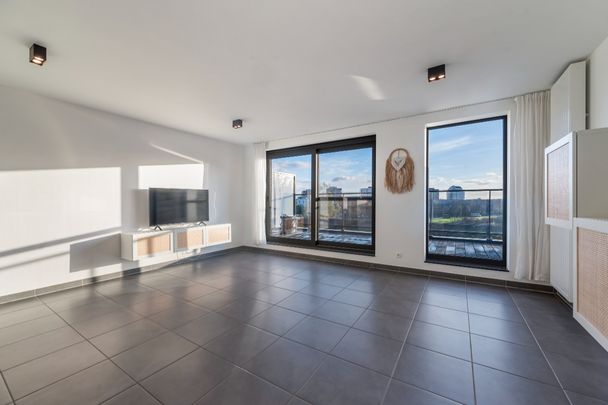 Instapklaar appartement met terras en twee slaapkamers - Photo 1