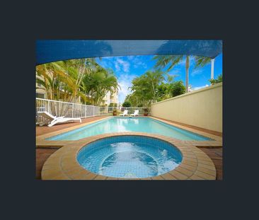 18/12 Dalpura Street, Chevron Island, Qld 4217 - Photo 5