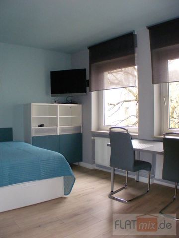 FLATmix.de / Nähe Rathaus, kleines, schickes Appartment im Altbau - Photo 3