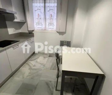 Piso en alquiler en Centro - Photo 4