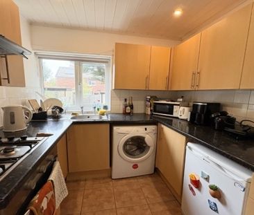 Old Road, Headington - Photo 5