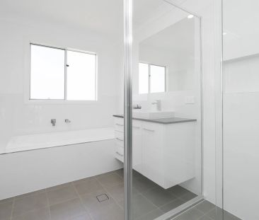 BEAUTIFUL FROM FRONT TO BACK - Photo 3