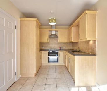 3 bedroom end of terrace house to rent - Photo 5