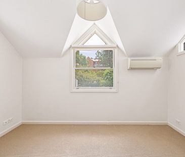 Contemporary family living in prime Rozelle pocket - Photo 6