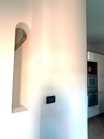 Ampio bilocale con balcone ad.ze Ospedale Sant’Orsola - Foto 4
