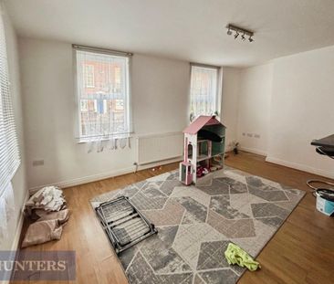 1 bedroom Flat To Let - Photo 1