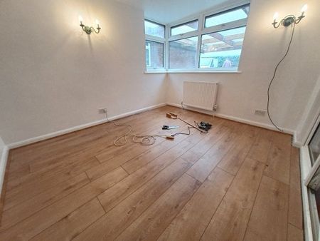 56, The Street, Bury St. Edmunds - Photo 5