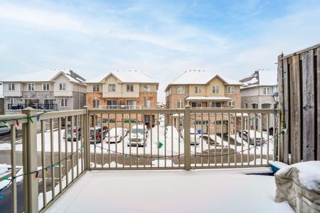 For Lease - 401 Rossland Road, Ajax, Ontario - Photo 4