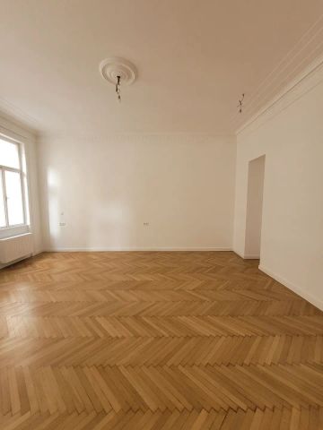 Traumhafter Erstbezug bei der Mariahilfer Straße - sanierte Altbauwohnung - Photo 4