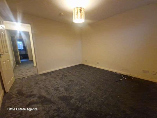 Junction Lane, St. Helens, WA9 - Photo 1