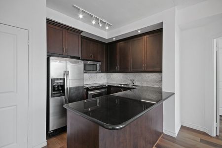 For Lease - 628 Fleet Street Unit# 534, Toronto, Ontario - Photo 2