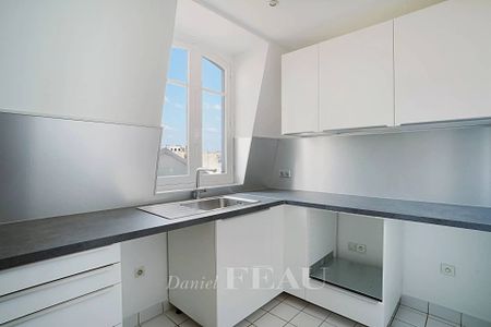 Location appartement, Paris 8ème (75008), 1 pièce, 46 m², ref 4401308 - Photo 2