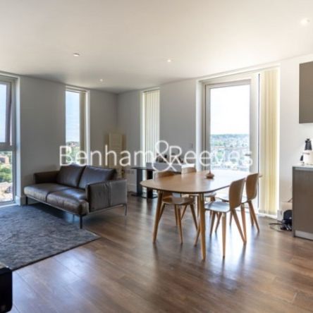 2 Bedroom flat to rent in Plumstead Road, Woolwich, SE18 - Photo 1