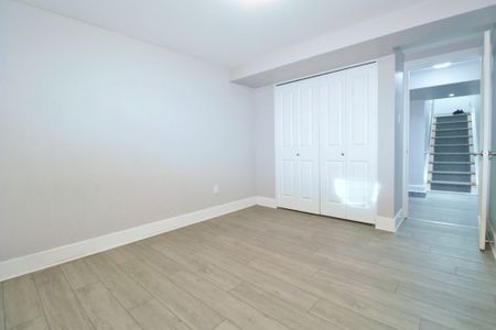 For Lease - 1344 AVENUE U Avenue Unit# B, Alta Vista and Area, Ontario - Photo 2
