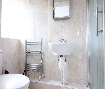 Humber Way, Slough - Photo 6