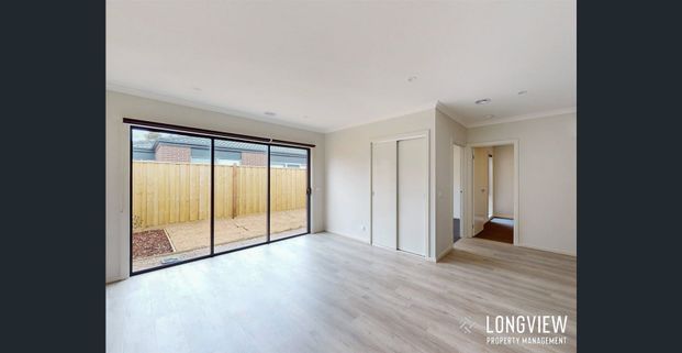 Living The Lifestyle - Photo 1