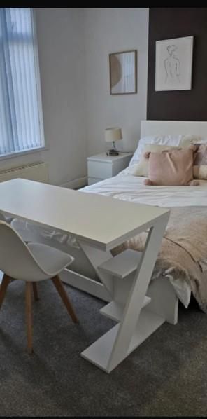 House share to rent - Photo 1