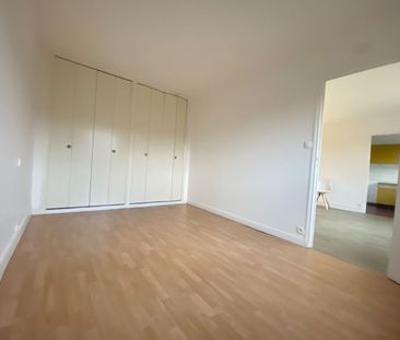 Location Appartement 2 pièces 42m² SOTTEVILLE LES ROUEN 76300 - Photo 4