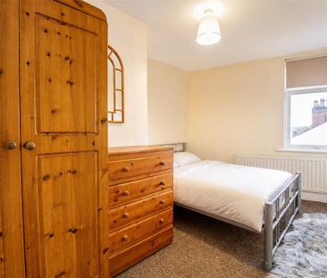 3 bedroom apartment to rent - Photo 6