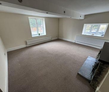 2 bedroom semi-detached house to rent - Photo 6