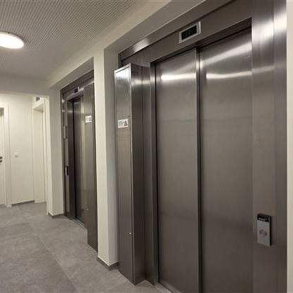 Appartement te huur - Photo 1