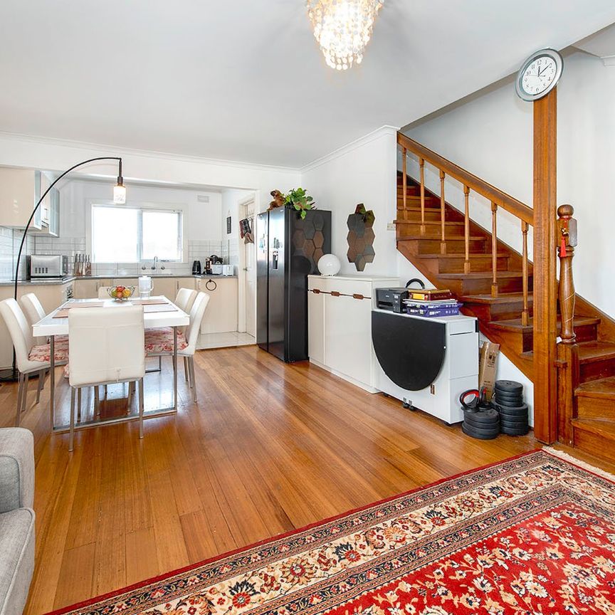 Fully Furnished 2-Bedroom Home - Photo 1