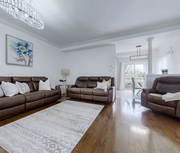 For Lease - 194 Tom Taylor Crescent, Newmarket, Ontario - Photo 1