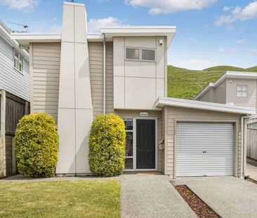 Beautiful Family Home - Photo 3