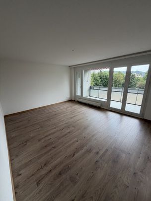 Hochhaus mit Aussicht ins Grüne - Photo 1