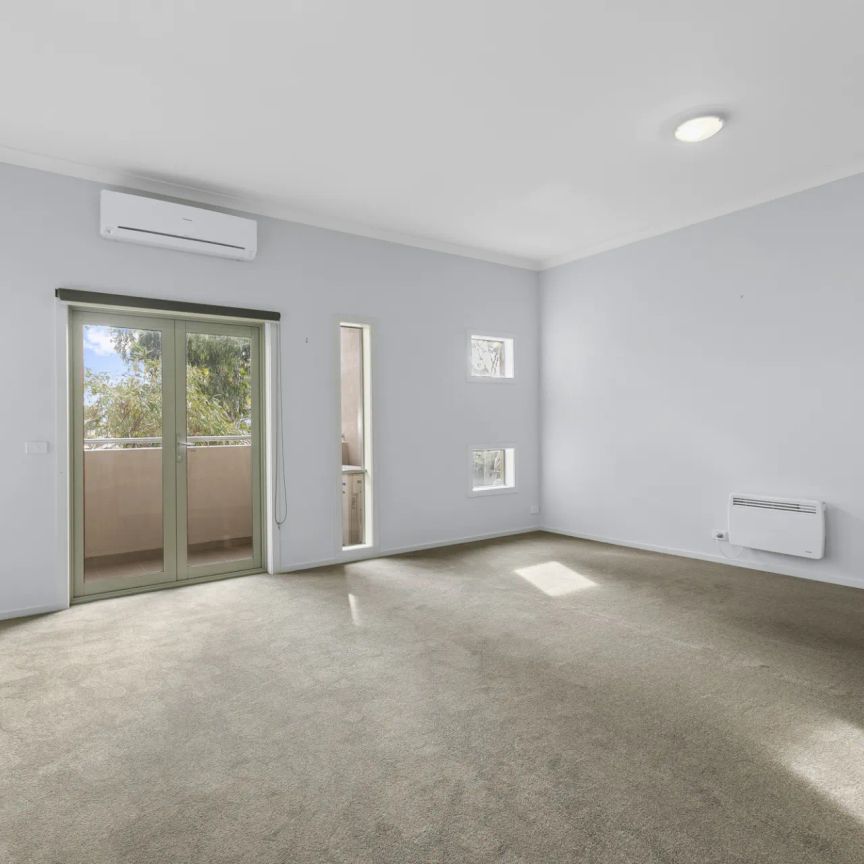 THIS PROPERTY FEATURES: - Photo 1