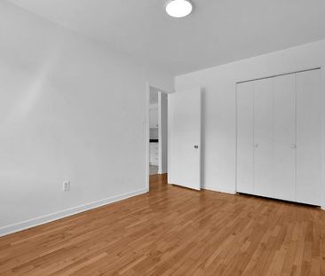 1 CH - 1 SDB - Montréal - $1,050 /mo - Photo 2