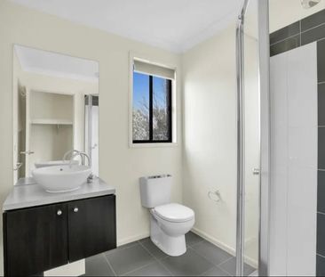 77 Fairhaven Boulevard, Melton West, Vic 3337 - Photo 6