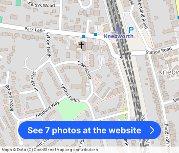 Deanscroft, Knebworth - Photo 1