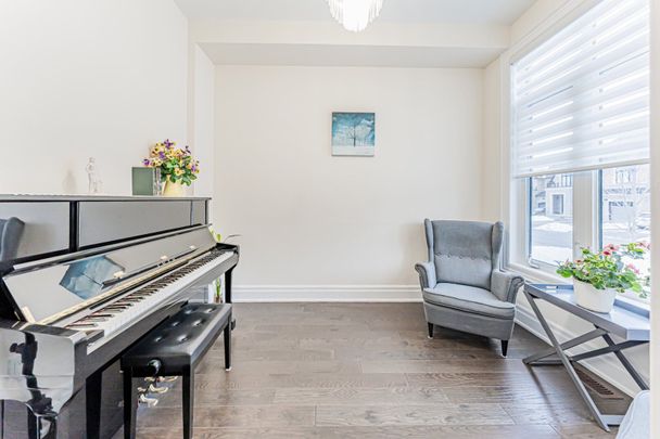 For Lease - 45 Shining Willow Court, Richmond Hill, Ontario - Photo 1