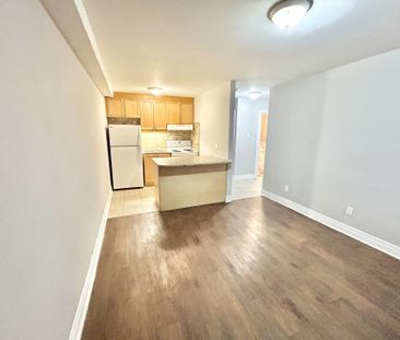 For Lease - 90 Twenty Fifth Street Unit# 32, Toronto, Ontario - Photo 2