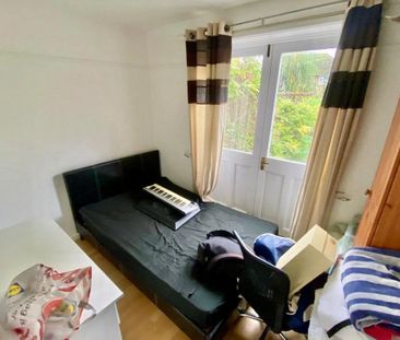 St Mildreds Road - Photo 6