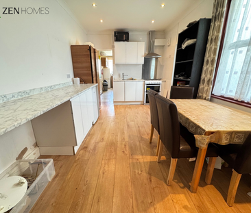 1 bedroom in a house share to rent - Photo 4