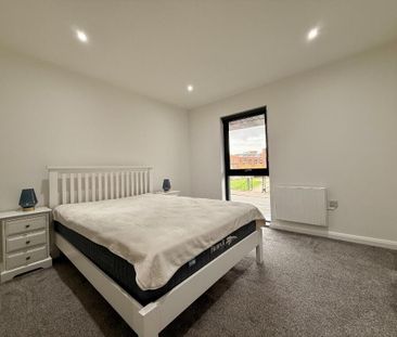 121 Coyles Place, Belfast, BT7 1FD - Photo 2