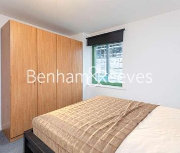 Bellevue Court, Hounslow, TW3 - Photo 4