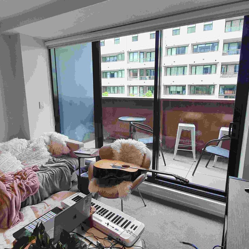 Prime Residence in the Heart of Auckland CBD - Photo 1