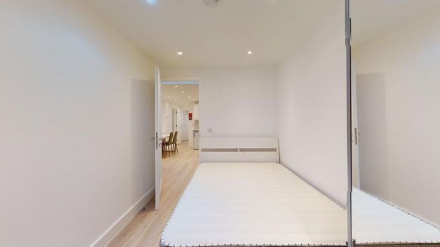 2 bedroom flat to rent - Photo 1