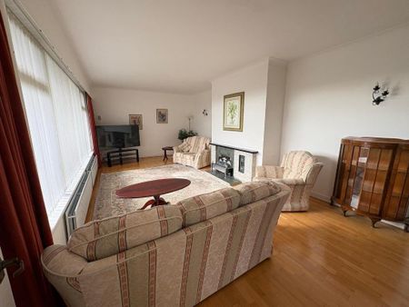 4 bedroom detached house to rent - Photo 3