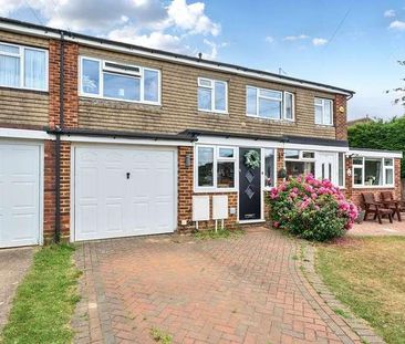 Bench Manor Crescent, Chalfont St. Peter, Gerrards Cross, SL9 - Photo 2