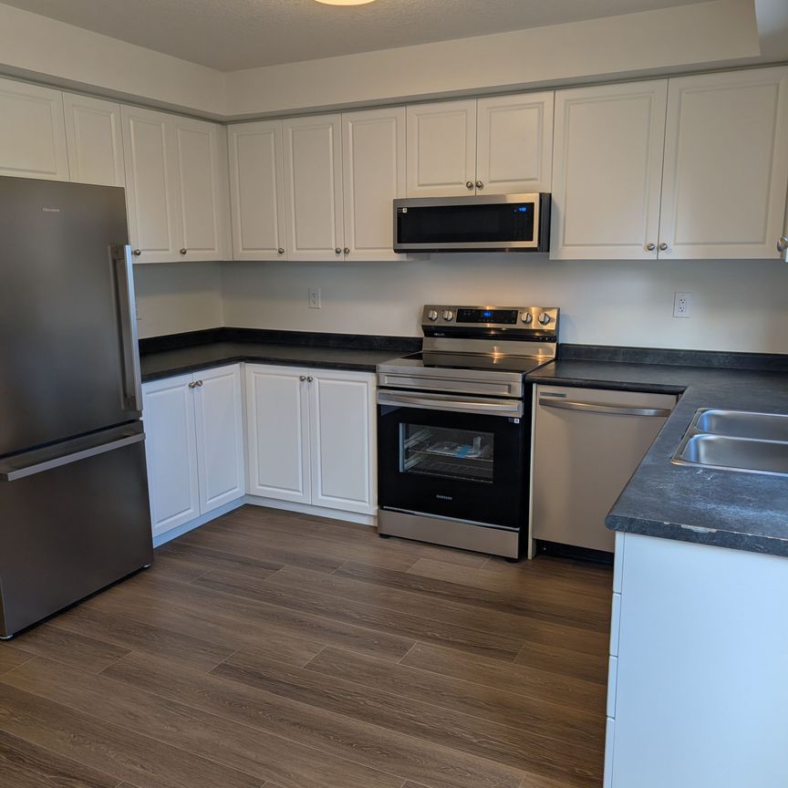 For Lease - 931 Glasgow Street Unit# 35B, Kitchener, Ontario - Photo 1