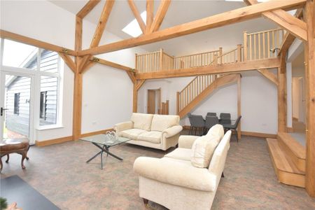 3 bedroom detached house to rent - Photo 4