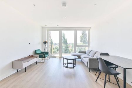 2 bedroom flat to rent - Photo 2