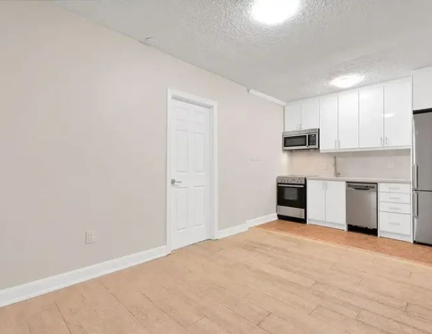 448 Spadina Road | 448 Spadina Road, Toronto - Photo 1