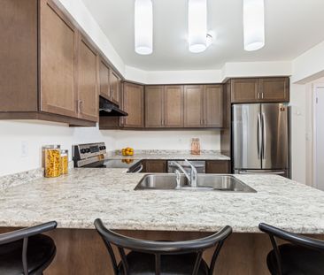 For Lease - 2493 Fall Harvest Crescent, Pickering, Ontario - Photo 6