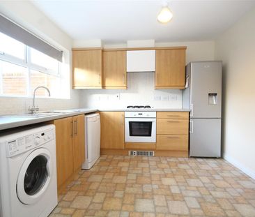 Milford Place, Fairford Leys, Aylesbury - Photo 1