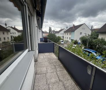 Renovierte 2-Zi.-Whg. mit Balkon in ruhiger Lage! - Foto 1
